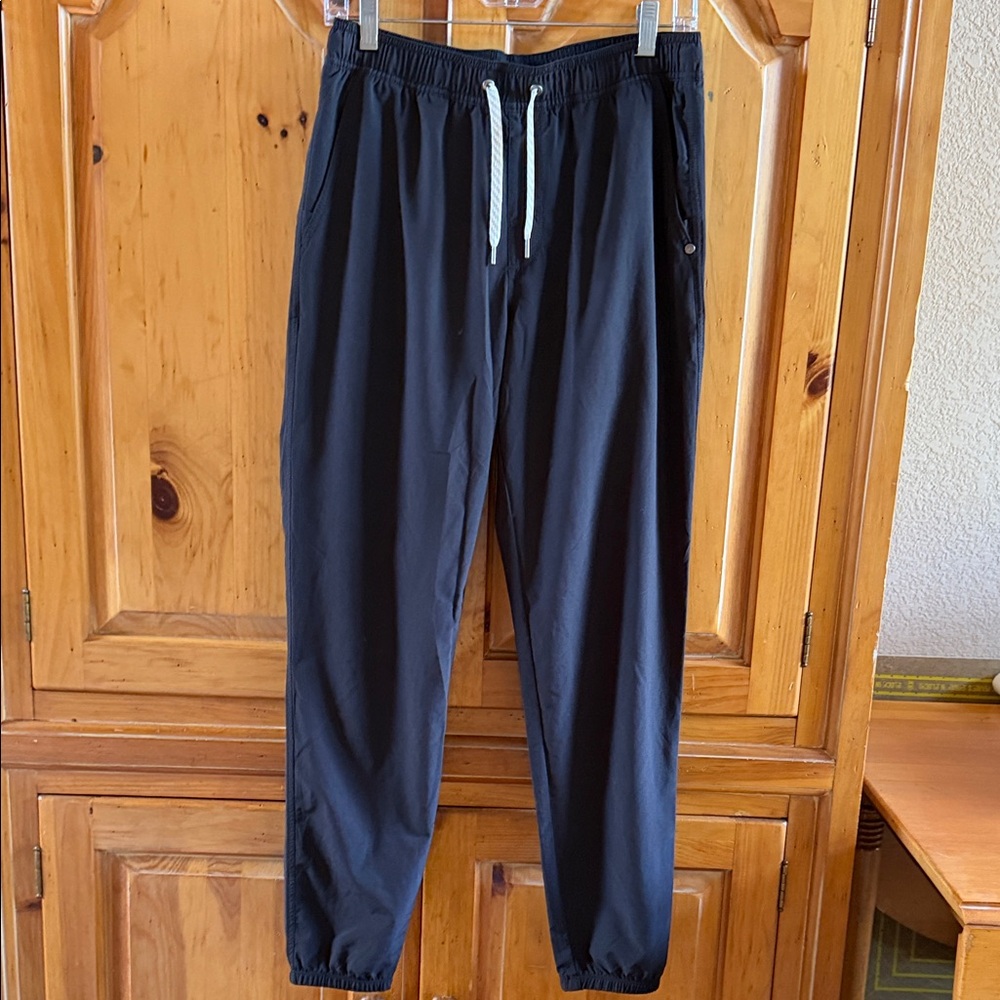 Vuori Men's Black Joggers with White Drawstring